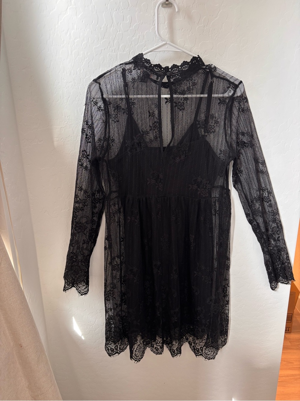 Forever 21 Black Lace Long-Sleeve Tunic Dress